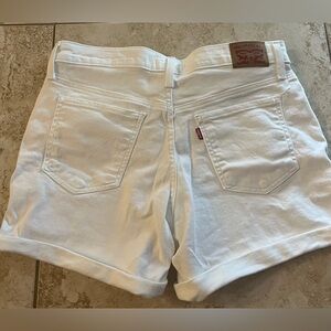 White Levi Jean Shorts size 31